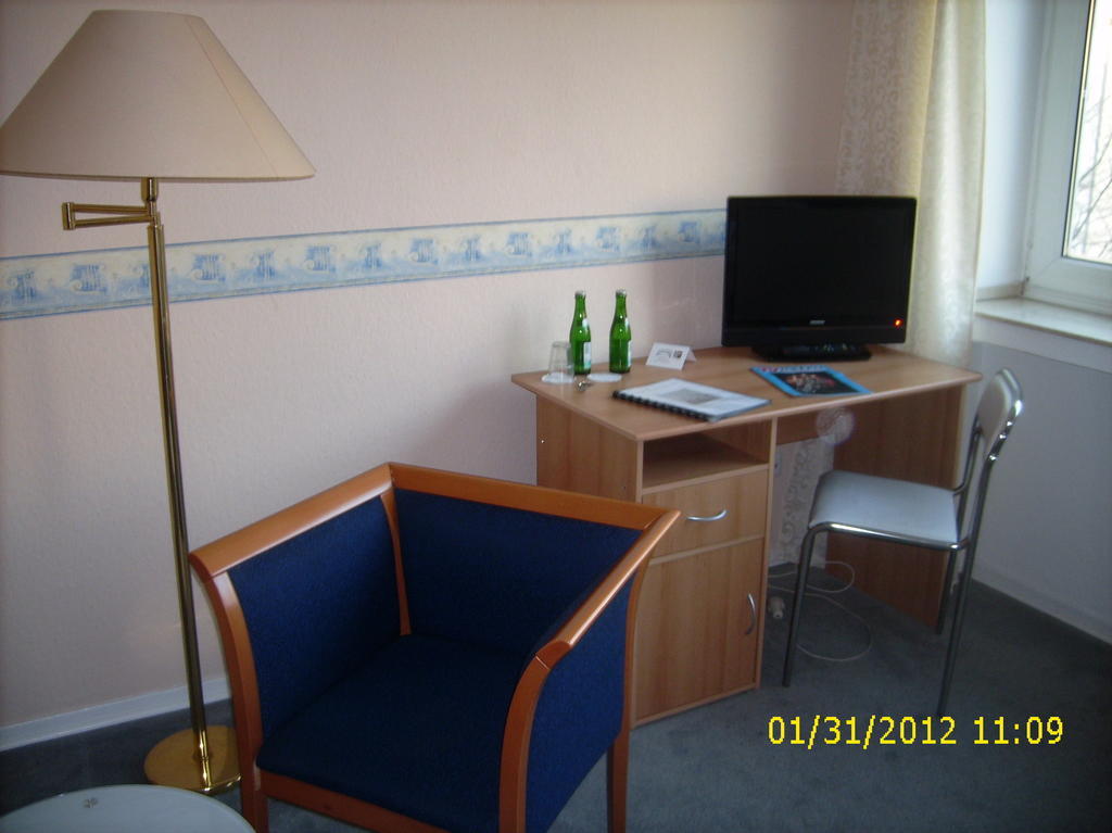 Eu Centralhotel Im Toennchen 杜塞尔多夫 外观 照片